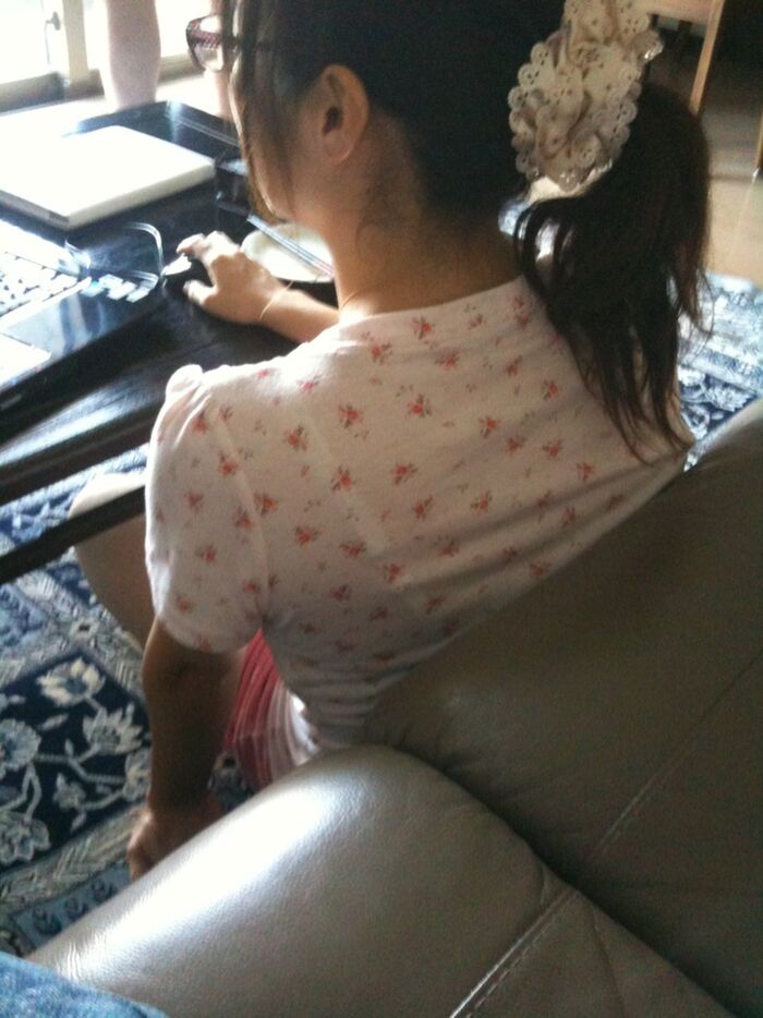 [Image] My sister after taking a bath, it's kind of erotic 21th image