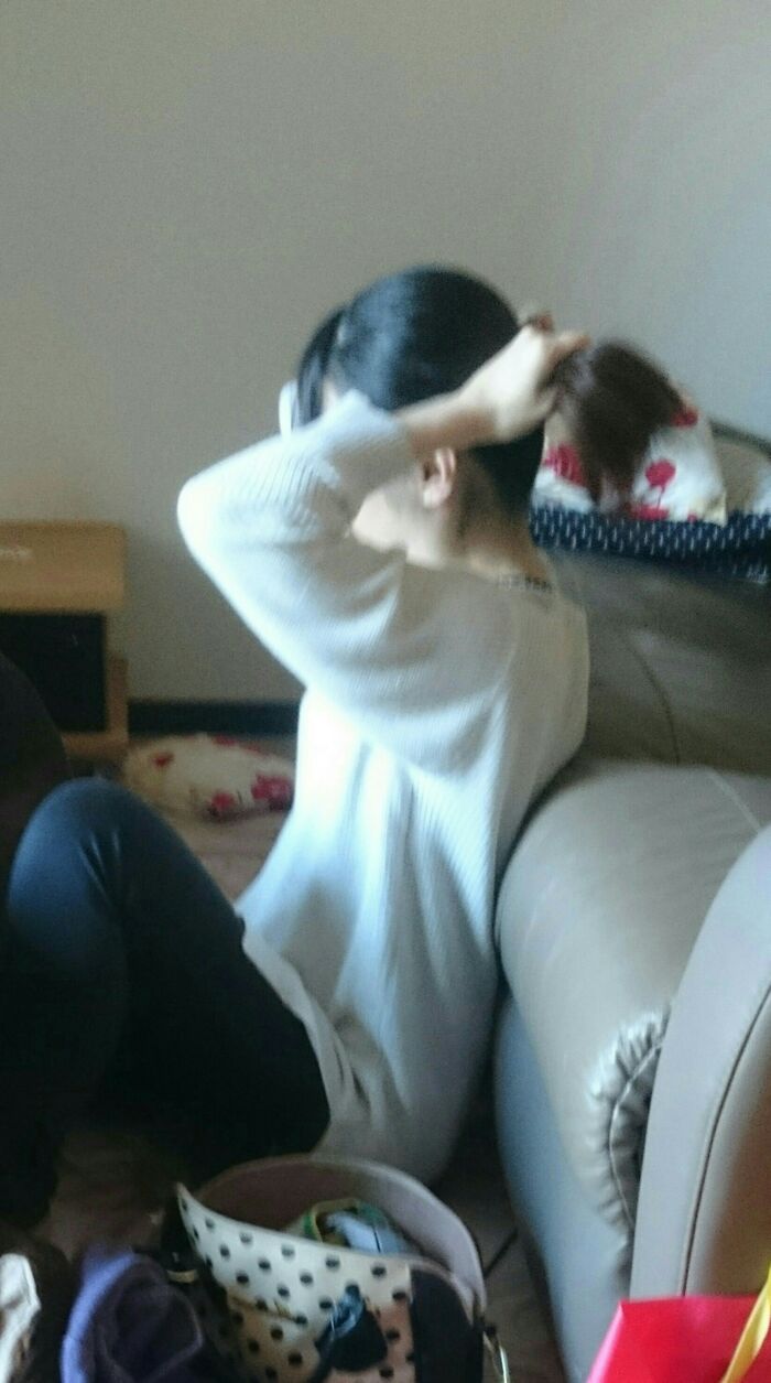 [Image] My sister after taking a bath, it's kind of erotic 23th image