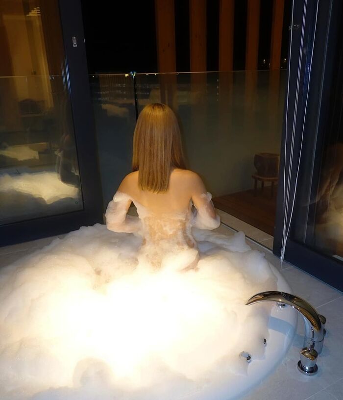 Girls at this time who are up to the bath on SNS 4th image