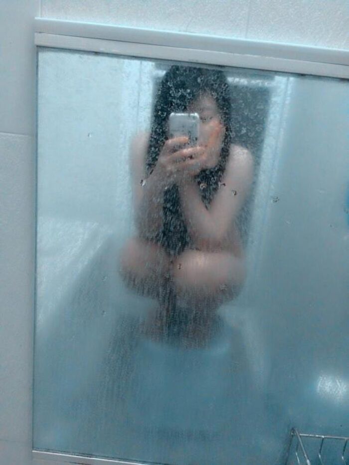 実家ぐらしの少女が両親に隠れて撮ったお風呂なうがぐぅシコwwww 11th image