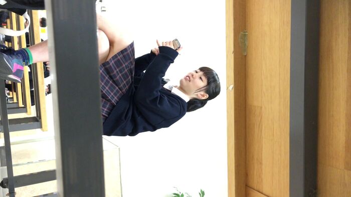 [upskirt376 upside-down shooting JK] On the eyebrows that will be taken with a light pink P 3th image