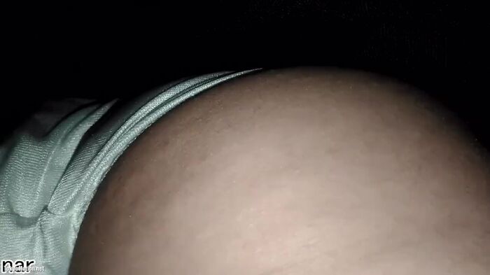 [EROS692 Train Chikan] A video of JK's fierce expression rolling up an excellent skirt and touching a white P with a napkin 39th image