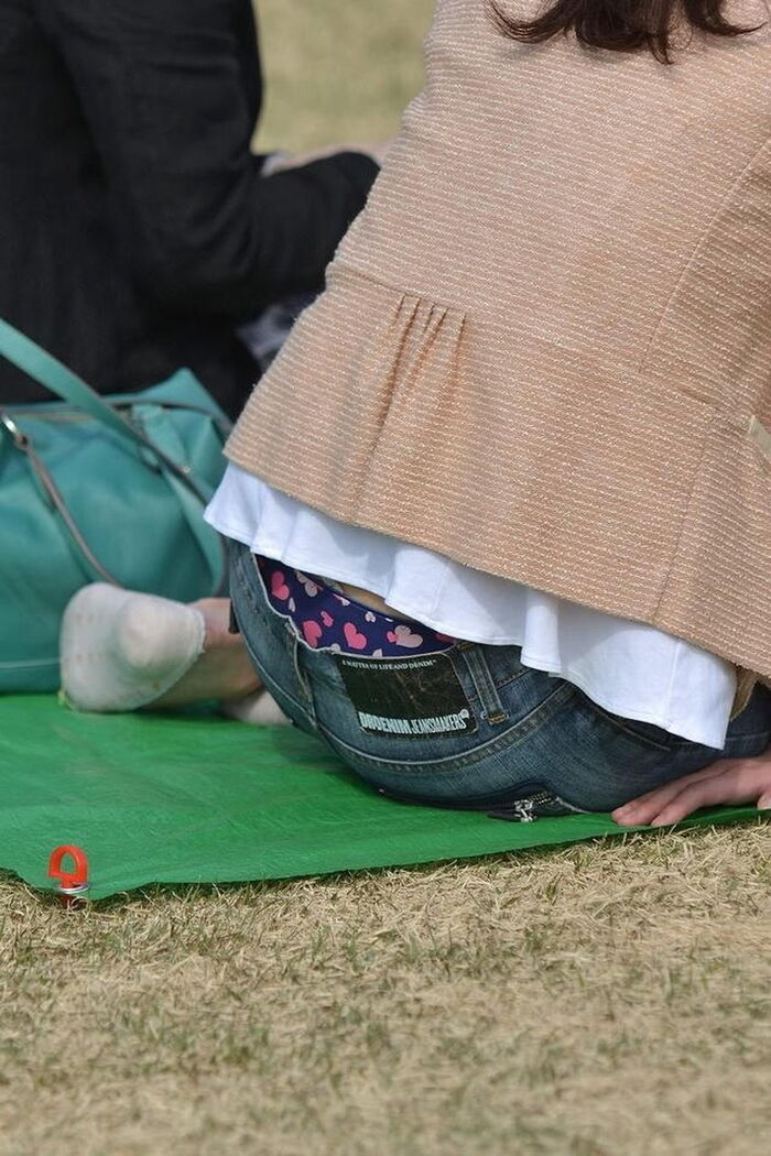 [*Panty shot*] Hoho ~, I'm wearing pants like this now 10th image