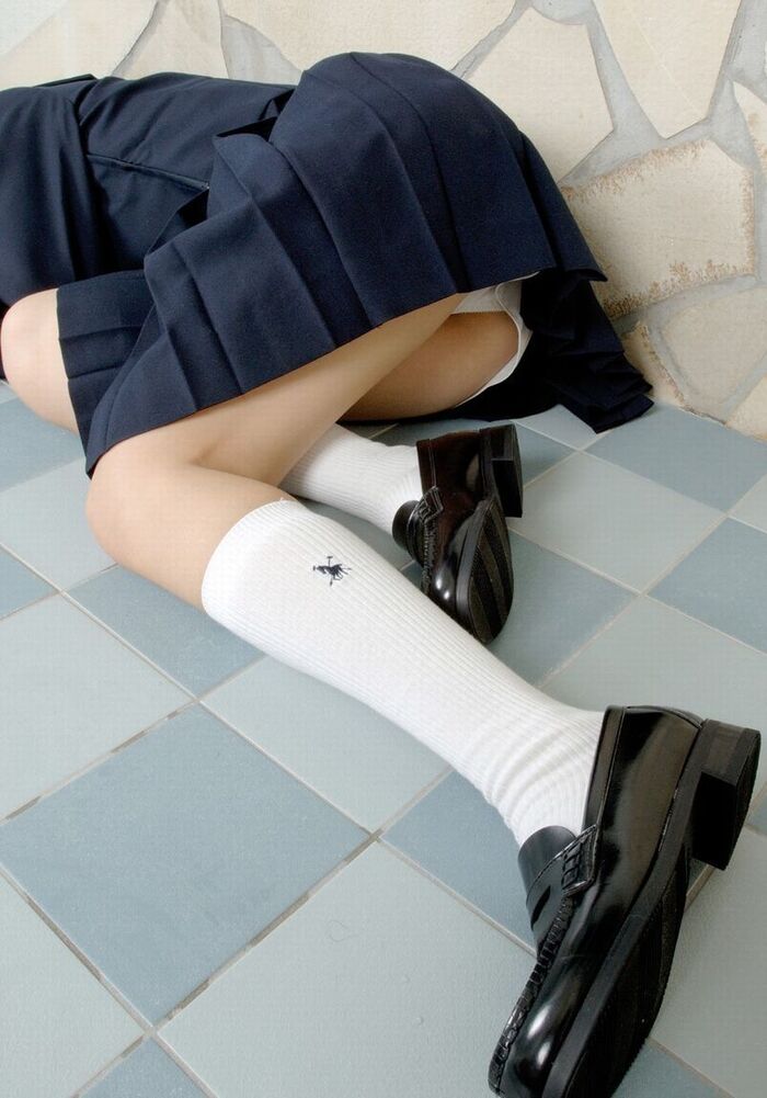 JK's socks are white and white is good school socks erotic image 4th image