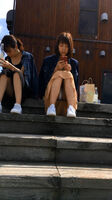 【Review】 Debut work Squatting beauty sitting / squatting
