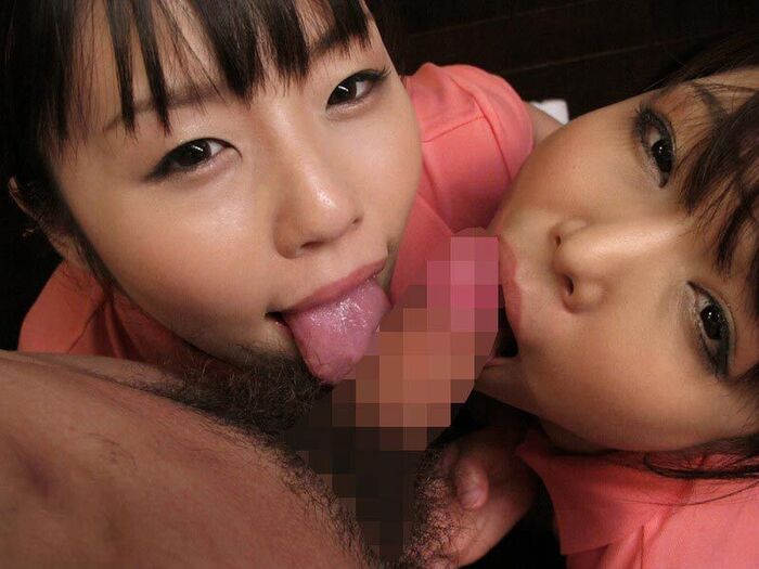 Double! Erotic image of two women licking dicks 13th image
