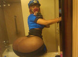 Erotic images of big buttocks, big ass, and mega ass foreigners