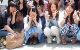 - [Intense panchira] I pressed the shutter on Suki who was caught off guard. Because I thought it was before I noticed that I was doing panchira in the front row wwwww