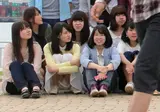 Group photo 53 panchira images ~ A collection of girl panchira squatting in the front row from idols to amateurs