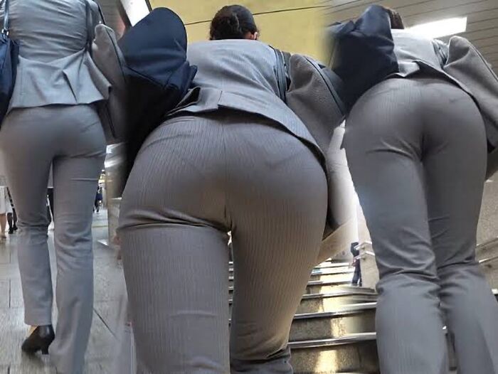 [Image] Dosukehe OL who is walking to show off her plump buttocks on purpose w 31th image