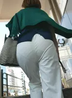 55 erotic images of the clothed buttocks and panties that were at the end of the stairs and escalators