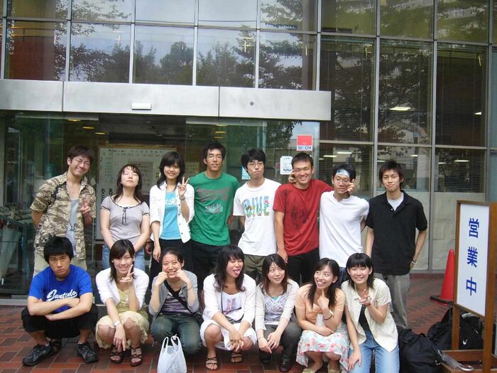 If you look at the group photo, you should be the only one who looks for a girl with panchira in the front row 12th image