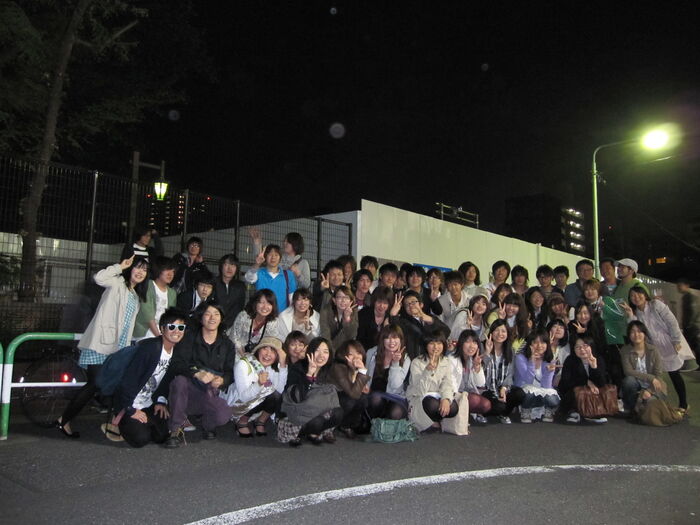 If you look at the group photo, you should be the only one who looks for a girl with panchira in the front row 4th image