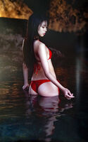 [Image] Maria Makino-chan, why does she bite her swimsuit into the crack so much that her buttocks are exposed?