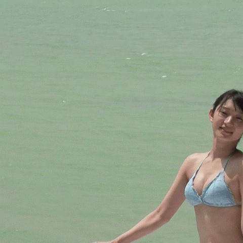 [Image] Maria Makino-chan, why does she bite her swimsuit into the crack so much that her buttocks are exposed? 30th image