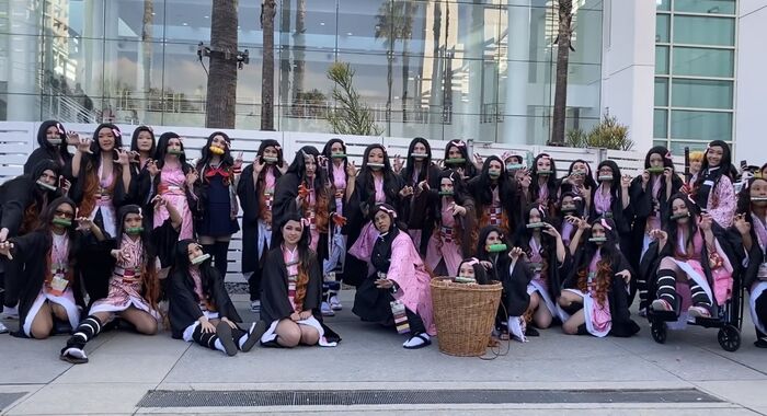 【Image】Cosplayer 'I cosplayed as a snake pillar and a love pillar' 22th image