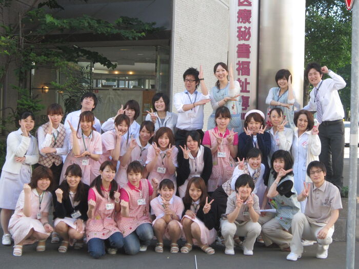 It's easy to think of a group photo as the arrival of a panchira chance 6th image