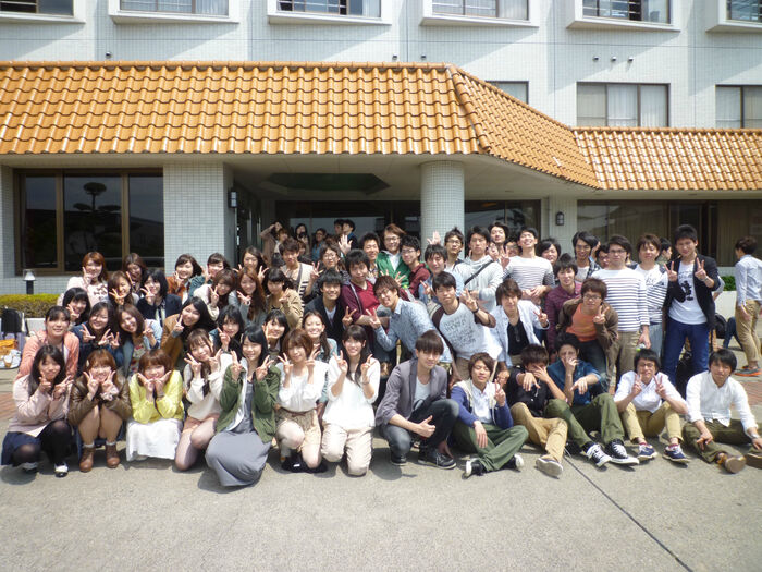 It's easy to think of a group photo as the arrival of a panchira chance 8th image