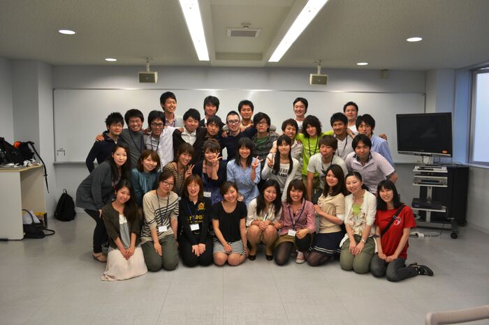 This is a panchira group photo collected by Wai, the camera clerk 2th image