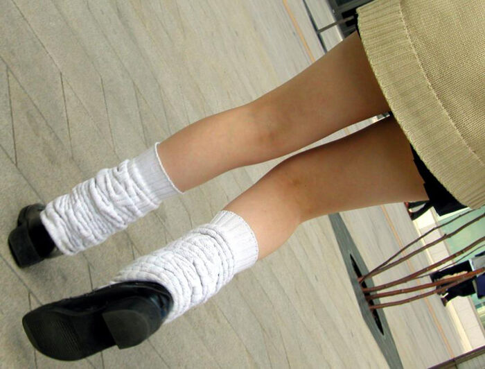 I think JK wearing loose socks is probably a supporter! 14th image