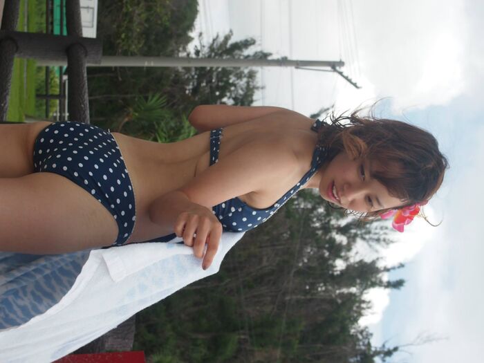 Can't wait! It's the season when you can see an erotic cedar swimsuit w 3th image