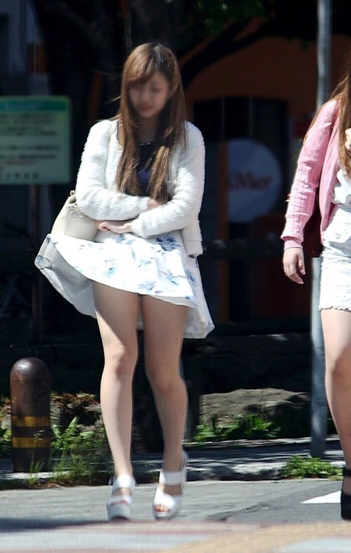 【Lucky Panchira】Windy Day Panty Chance Arrival ~ wwwww 14th image