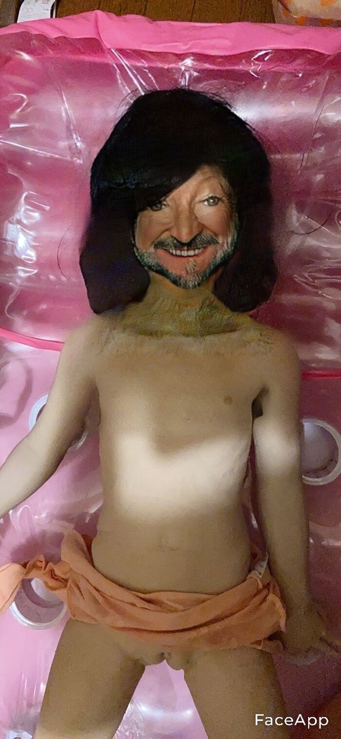 [Image] I bought a used 1000 yen tattered love doll www 24th image