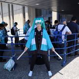 【Sad news】Russian beauty Mr./Ms. gets on a Japan otaku event alone (with images and videos)
