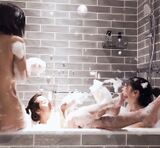 [SNS erotic] SNS girls who raise it to this point that they are taking a bath because they want likes are here