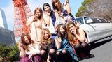 【Paris Pipanchira】Party at Panty Shot and Erotic Instalment Yon~ww
