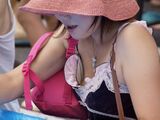 [*Opachira*] Intense photo of a woman who does it as a flickering chest ww
