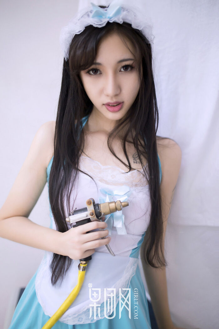 [GIRLT果团网] NO.142_嫩模宓兔兔儿私房女仆装配吊带白丝袜秀完美身MaterialErotic Photography53P 17th image