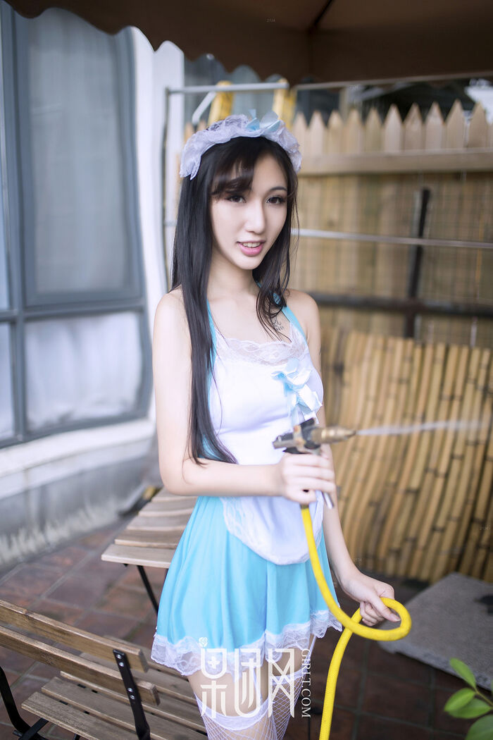 [GIRLT果团网] NO.142_嫩模宓兔兔儿私房女仆装配吊带白丝袜秀完美身MaterialErotic Photography53P 3th image
