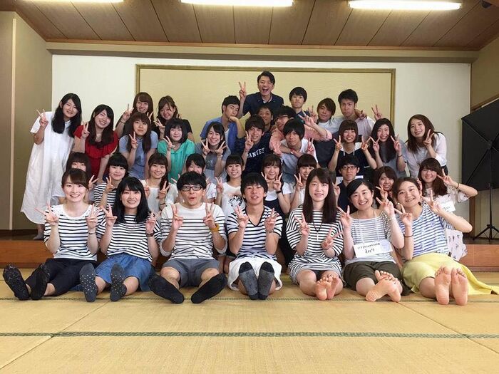 【 Collective panchira 】 The panchira taken by sending telekinesis to the girls in the front row is here wwww [ With zoom ] 9th image