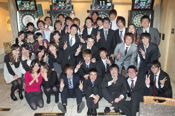 What's the matter ~ w The fun group photo is becoming a panchira group photo ~ wwww 4th image