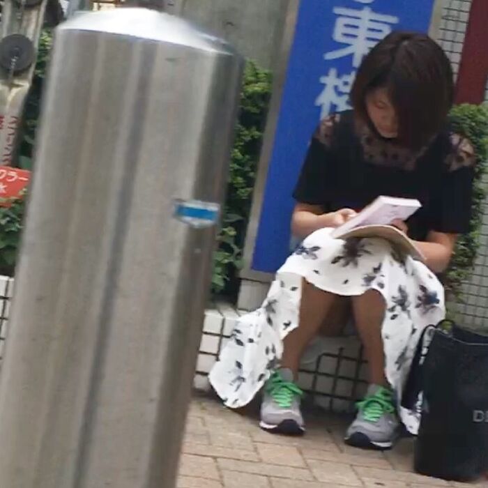 よっしゃ～パン、パンツ見えたぞwwwwスキップしとくワイwwww 11th image