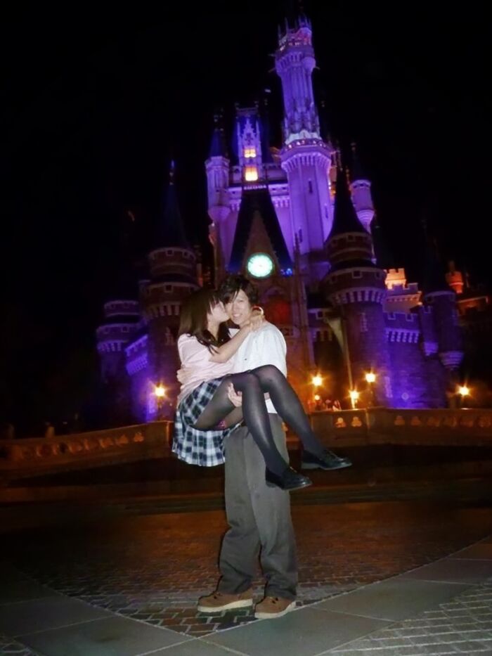 Eroticism with a princess 6th image