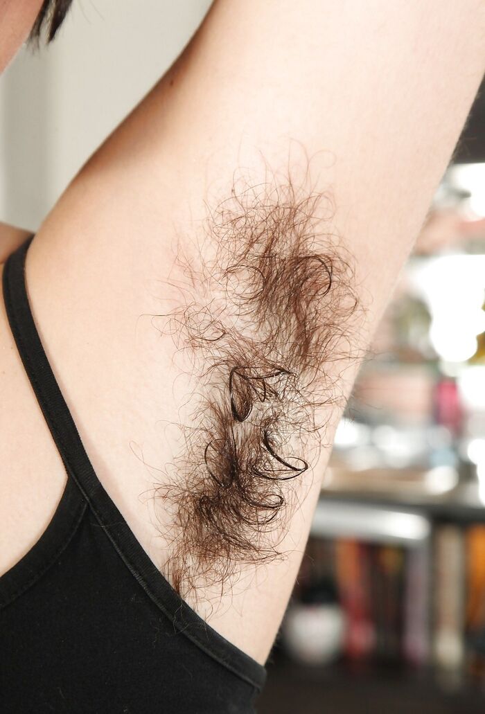There are armpit hair, shin hair, and pie hair! Fluffy erotic image of a bristly alien 12th image