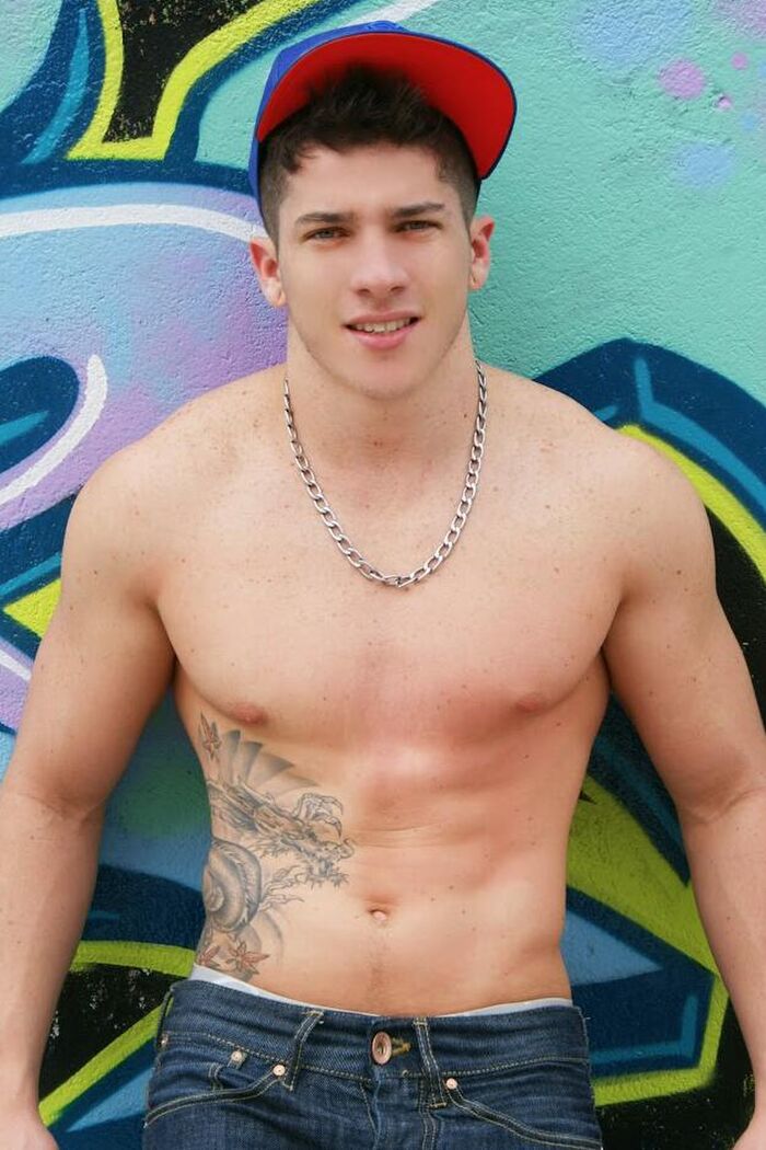 Erotic images of male foreigners who want to be embraced by handsome men in Europe and the United States 24th image
