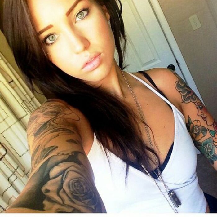 Erotic images of foreign beauties with tattoos and tattoos on nude bodies 38th image