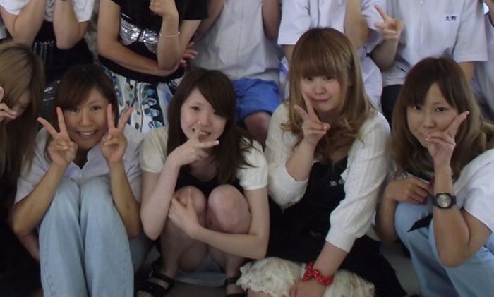 [Group photo panchira] Front row girls will do panchira ~ ~ [Mochi zoom available] 8th image