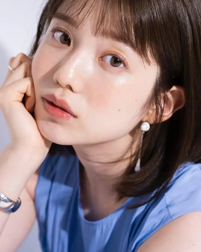 Ayaka Hironaka's photo collection swimsuit appearance &amp; man muscle! 358 erotic images of baby face girl Ana 62th image