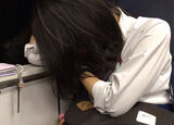 [Image] JK Mr./Ms. is photographed sleeping on the train wwwwwwwwwww