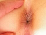 I hope you can feel the smell of anal with this anal close-up image