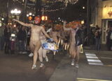 海外のおっぱい祭り画像（※ハロウィン・ワールドカップ・裸サイクリング）