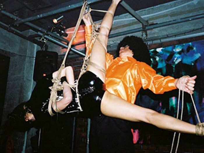 [Bondage image] Hanging play in the air is erotic or seems to be fun 21th image