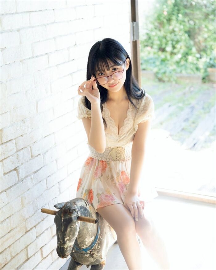 Summary of Miku Tanaka's erotic images. Photo book swimsuit and huge hami areola nipple 31th image