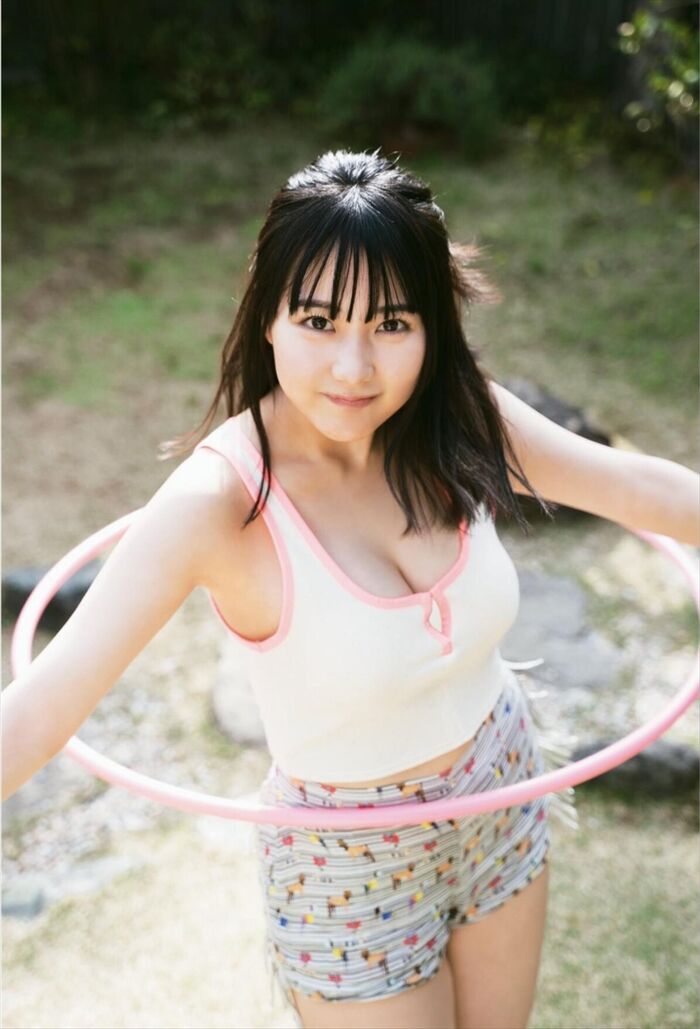 Summary of Miku Tanaka's erotic images. Photo book swimsuit and huge hami areola nipple 47th image