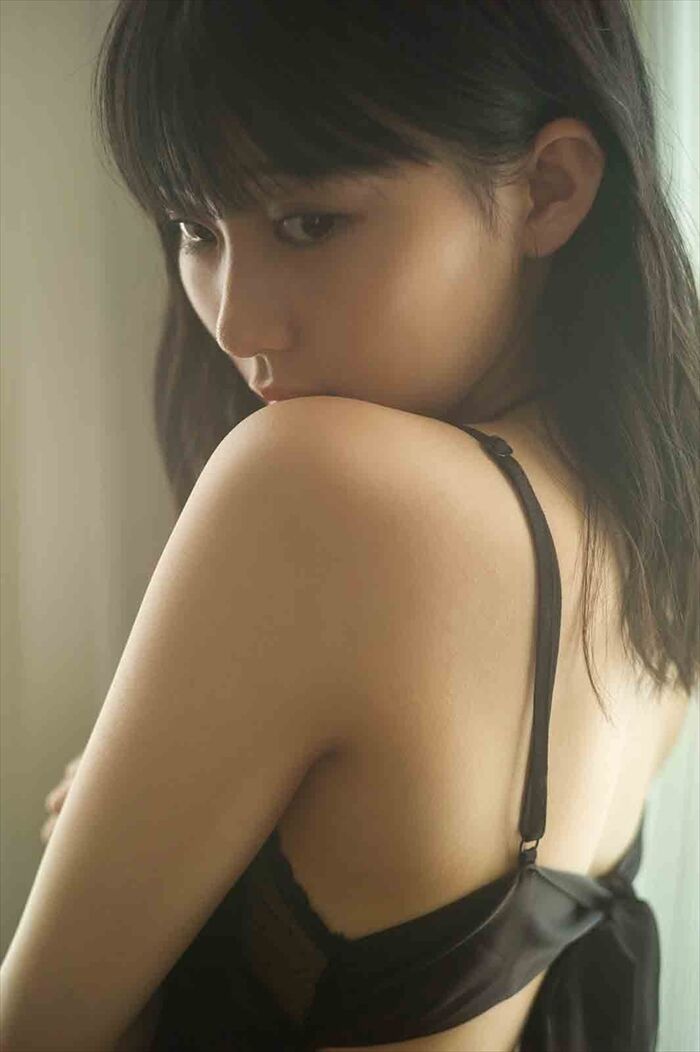 Summary of Miku Tanaka's erotic images. Photo book swimsuit and huge hami areola nipple 55th image