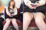 Face-to-face panchira on the train! - The plump thighs and delta panchira of the explosive sleeping OL are erotic!
